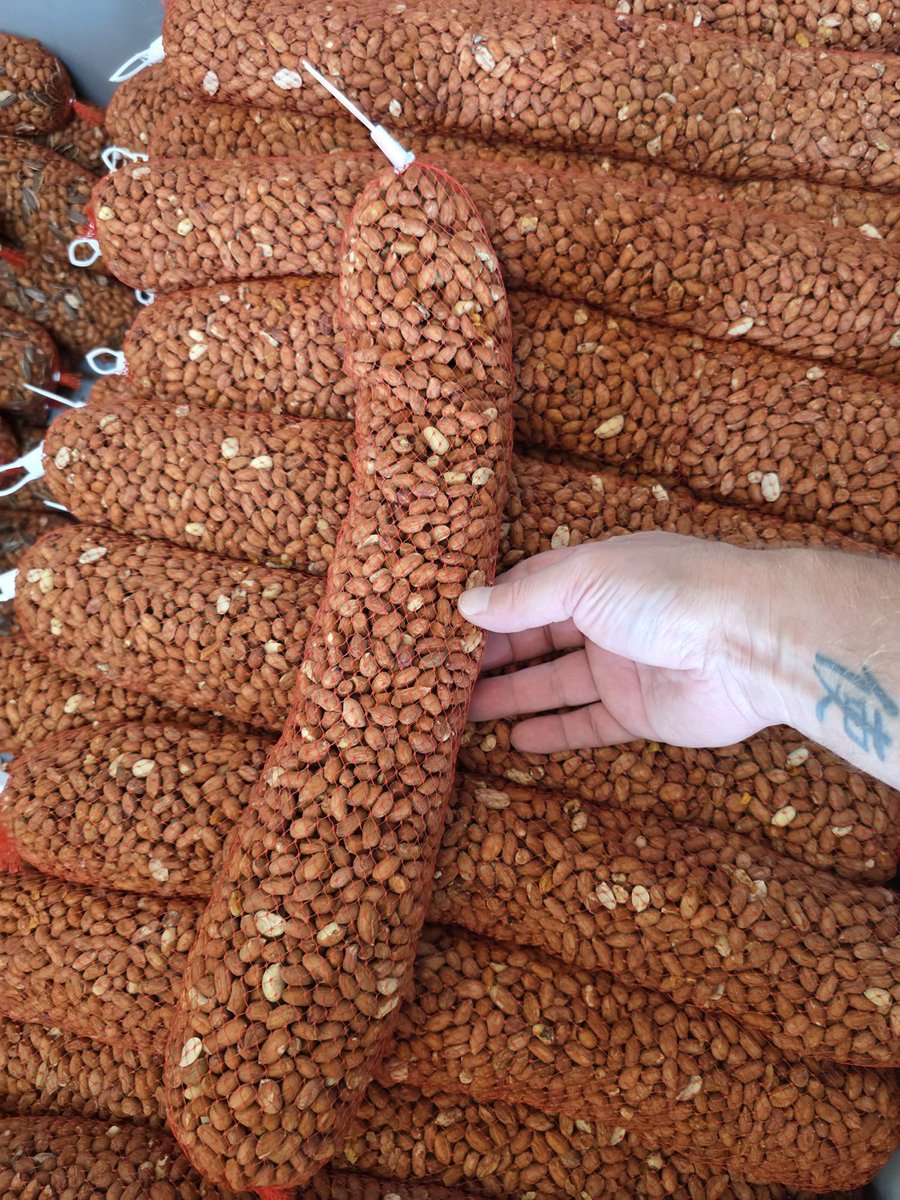 Pindaslinger – 12 x 1 kg – 50–55 cm – Gepelde Pinda’s voor Tuinvogels